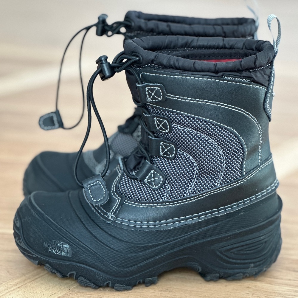 The North Face Black Kids Boots